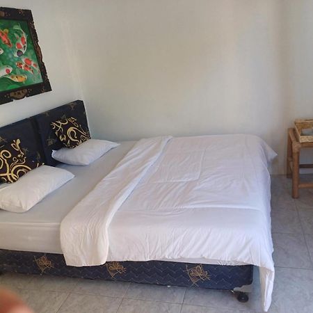 Black Sweet Homestay Dua Gili Air Esterno foto
