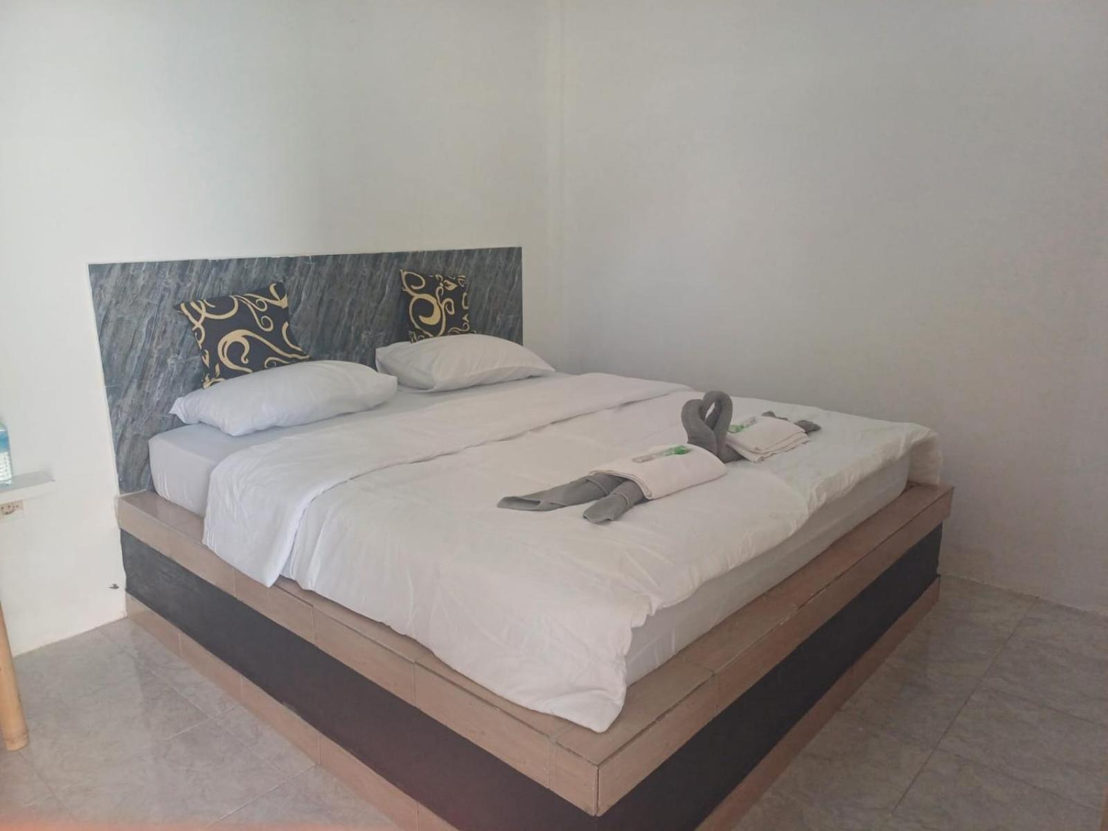 Black Sweet Homestay Dua Gili Air Esterno foto