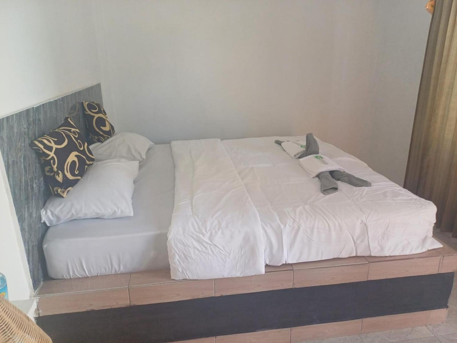 Black Sweet Homestay Dua Gili Air Esterno foto